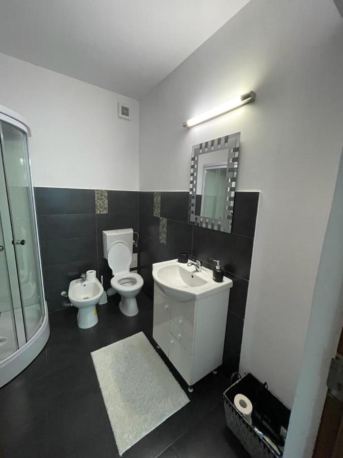 Deny'S Apartament Gura Humorului Extérieur photo